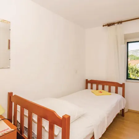 Lägenhet Three-Bedroom Apartment In Zaton Veliki