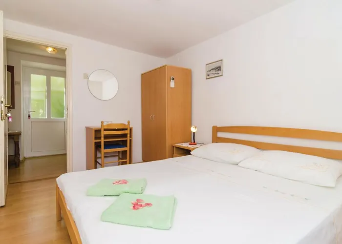 Three-bedroom In Veliki Appartement *