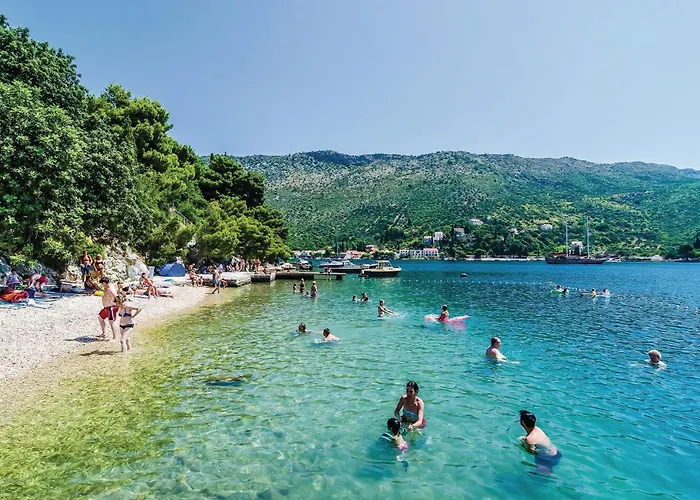Three-bedroom In Veliki Appartement Zaton (Dubrovnik-Neretva)
