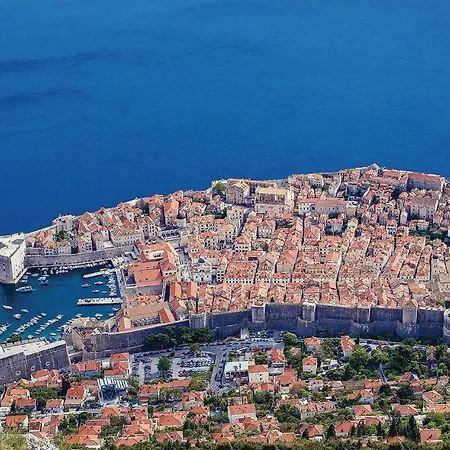 Three-Bedroom Apartment In Zaton Veliki * Zaton (Dubrovnik-Neretva)